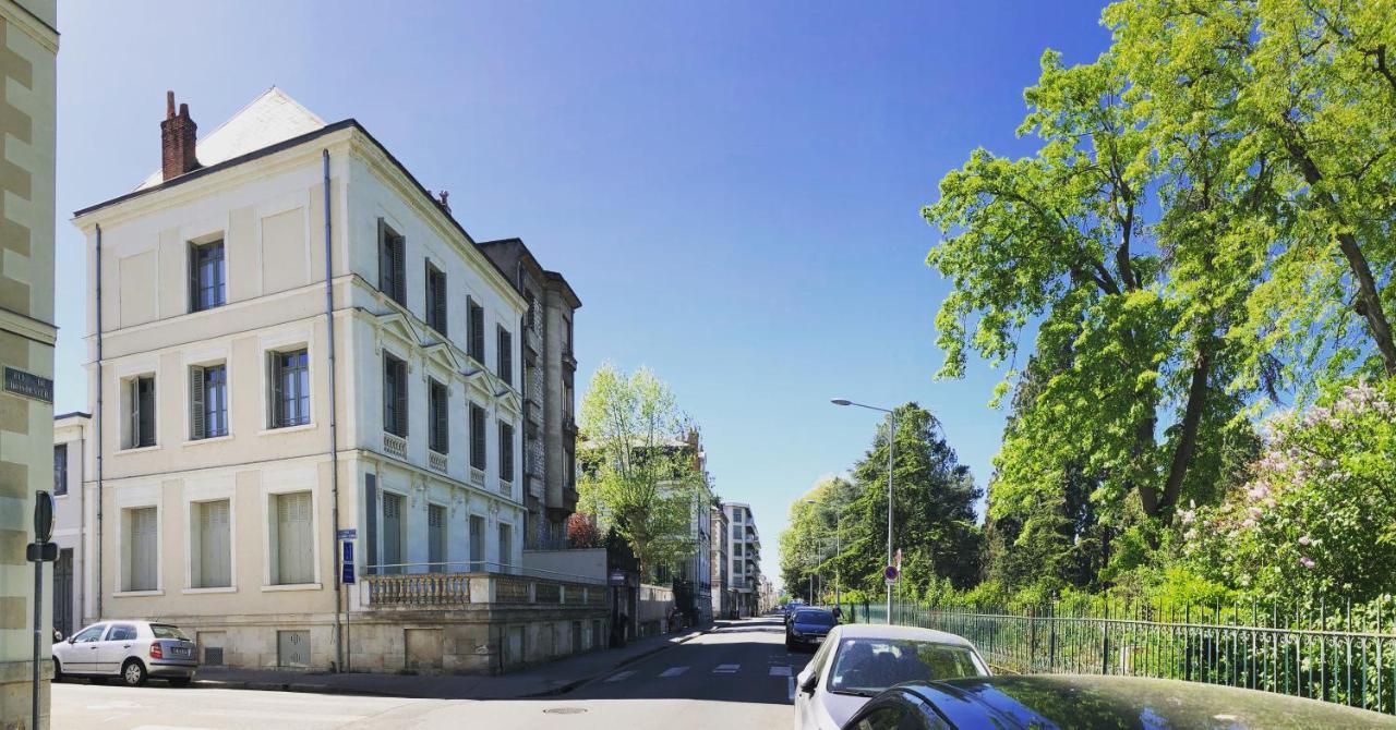 Residence De Tourisme Central Parc Тур Экстерьер фото